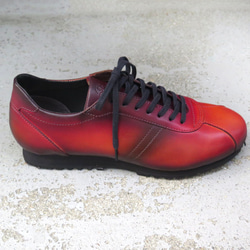 【~染工手工~】經典設計，高品質真皮！ EMA 運動鞋/單件染成紅色 第4張的照片