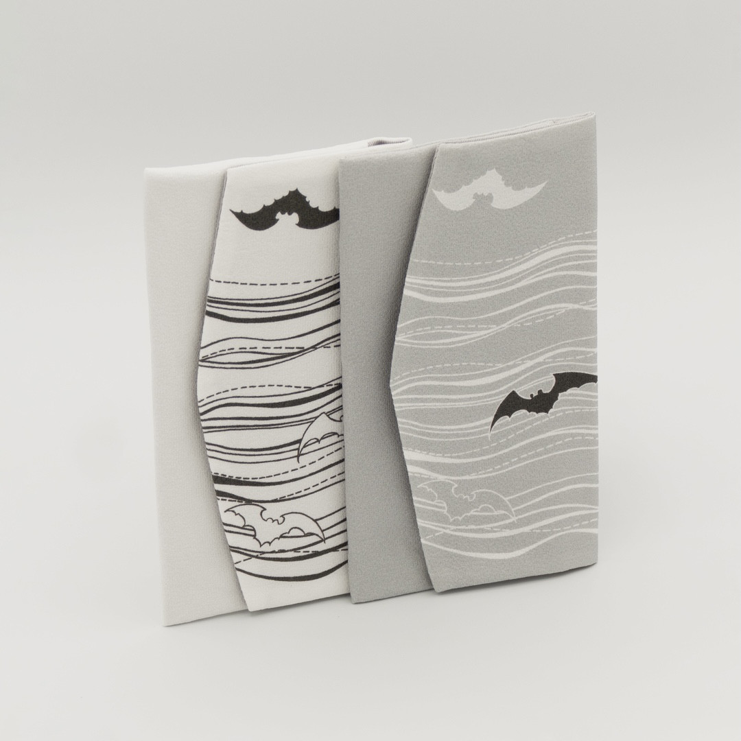 京友禅　念珠入れ『ONE TONE』　こうもり　モノトーン