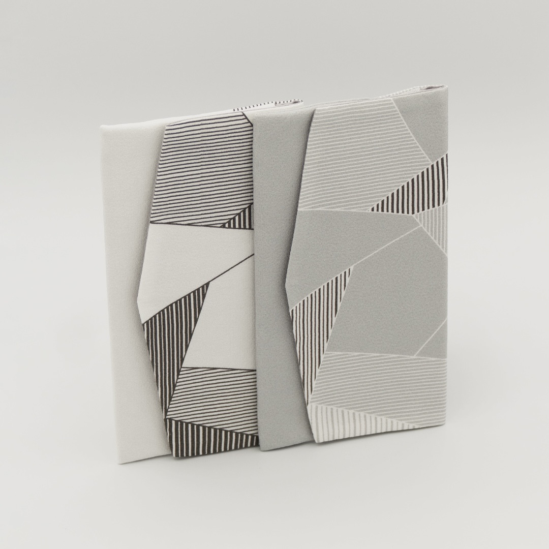 京友禅　念珠入れ『ONE TONE』　氷割　モノトーン