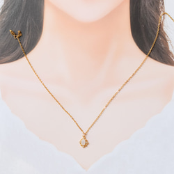 【限定数のみ】氷のような　クラック水晶　オーバル　透かしフィルグリー　316Lステンレスネックレス40cm 8枚目の画像