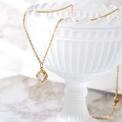 【限定数のみ】氷のような　クラック水晶　オーバル　透かしフィルグリー　316Lステンレスネックレス40cm 6枚目の画像