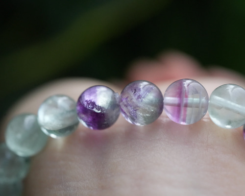 フローライトのブレスレット 虹入り艶☆フローライト☆ブレスレットs1054 ブレスレット Funky