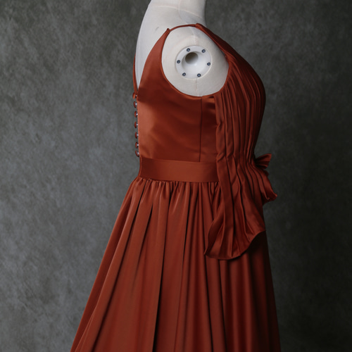 送料無料！とろみシフォンサテン製ドレス テラコッタパーティードレス  