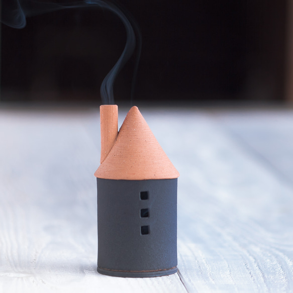 インセンスホルダー（煙突おうちのお香立て）- クロ【Creema限定