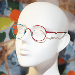 【全鈦材質】雙色鏡框|淺藍x紅|老花眼鏡、平光眼鏡、近視、遠視、太陽眼鏡皆可製作 第2張的照片