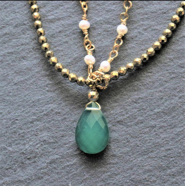 グリーンオニキスダブレットと極小淡水パールポテトの6通りネックレス