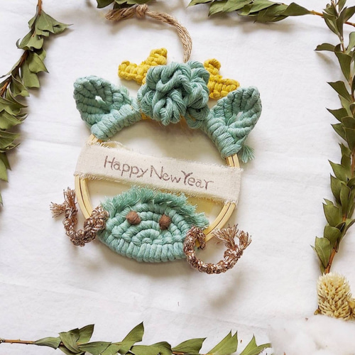 オーダー製作☆マクラメ編みで彩りを！お正月飾りの辰年リース その他  