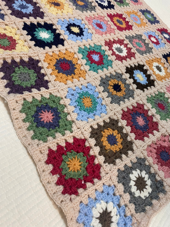 かぎ針編み　ブランケット　お花モチーフ　膝掛け　ソファーカバー 