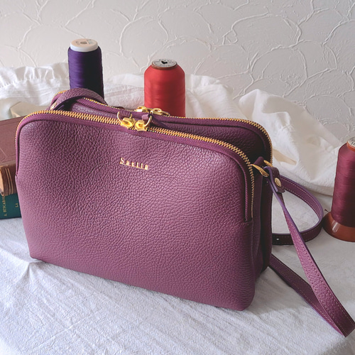 Loro piana 2wayショルダー バッグ　パープル系 ダブルファスナーショルダーバッグ / パープル / 紫 / 日常的 / 使い