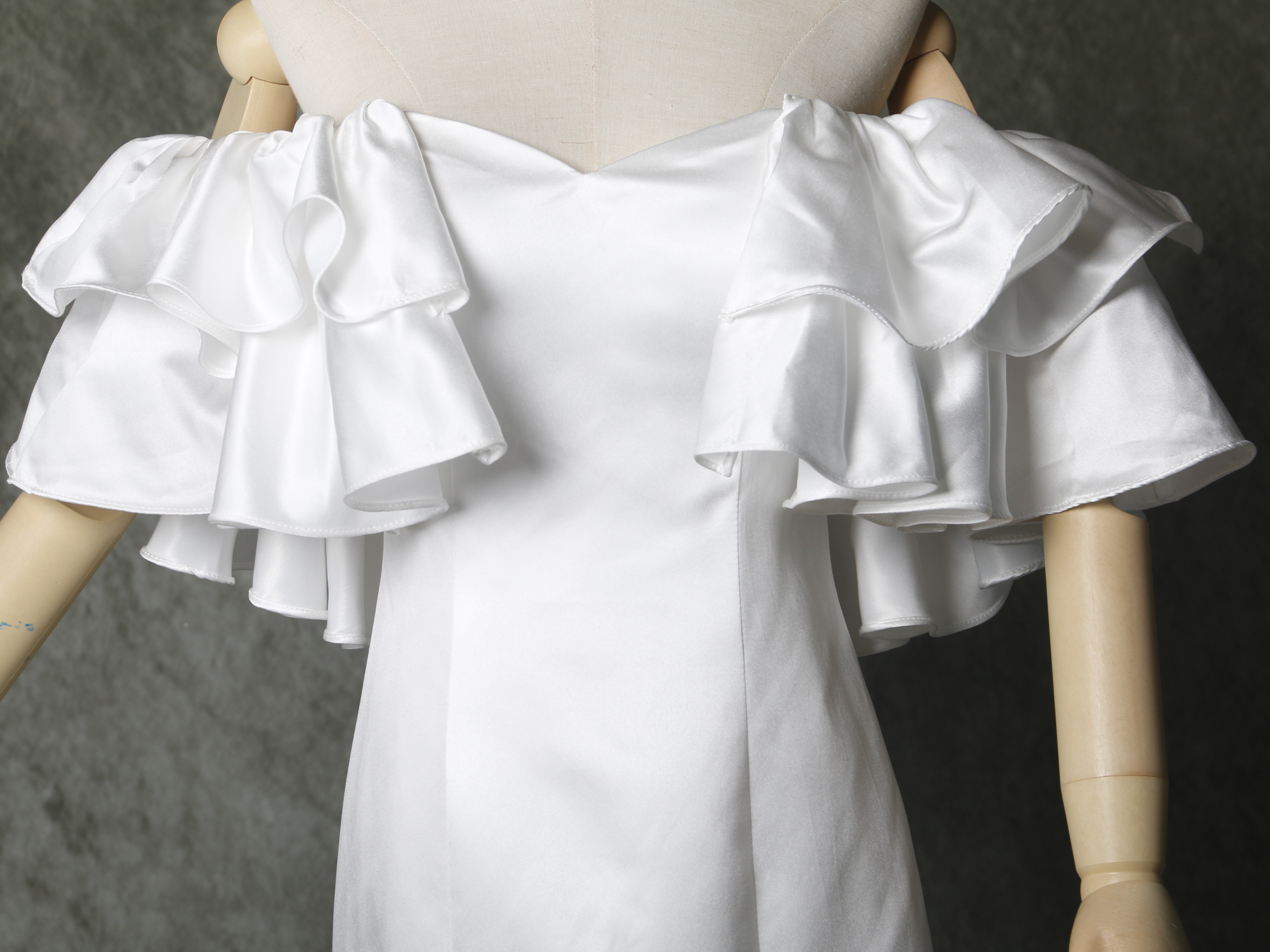 送料無料！ 取り外しフリル袖のみ　　ドレスアレンジ　ショルダーの付け袖　色変更可　アームカバー　プライダル　花嫁