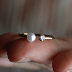 〈K18・プラチナ〉ダイヤモンドとパールのフォークリング　指輪　〈VR079〉 5枚目の画像