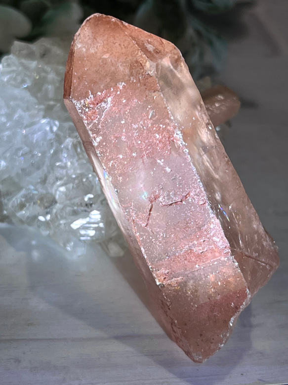レコードキーパー✨　ゴイアス州産　レッド　レムリアンシードクリスタル 原石　水晶 5枚目の画像