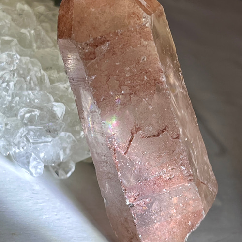 レコードキーパー　ゴイアス産　レッド　レムリアンシードクリスタル 原石　水晶 レコードキーパー ゴイアス産 レッド レムリアンシード