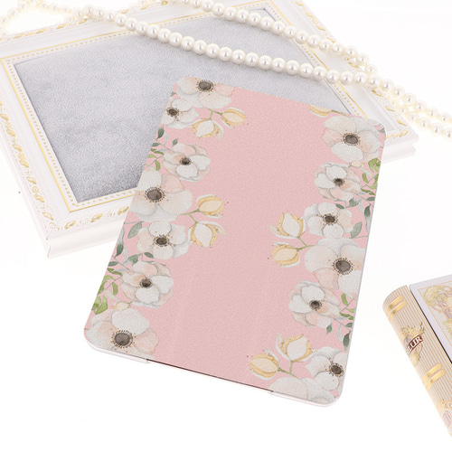 水彩花柄のipadケース A16 11インチ 第11世代 レディース スタンド付き