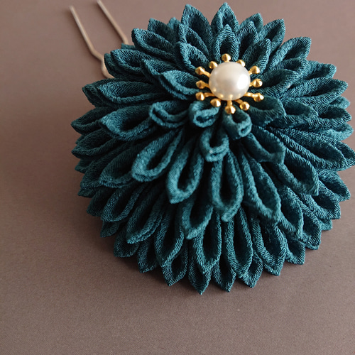 大正浪漫を感じるレトロカラーの髪飾り つまみ細工 髪飾りセット 緑