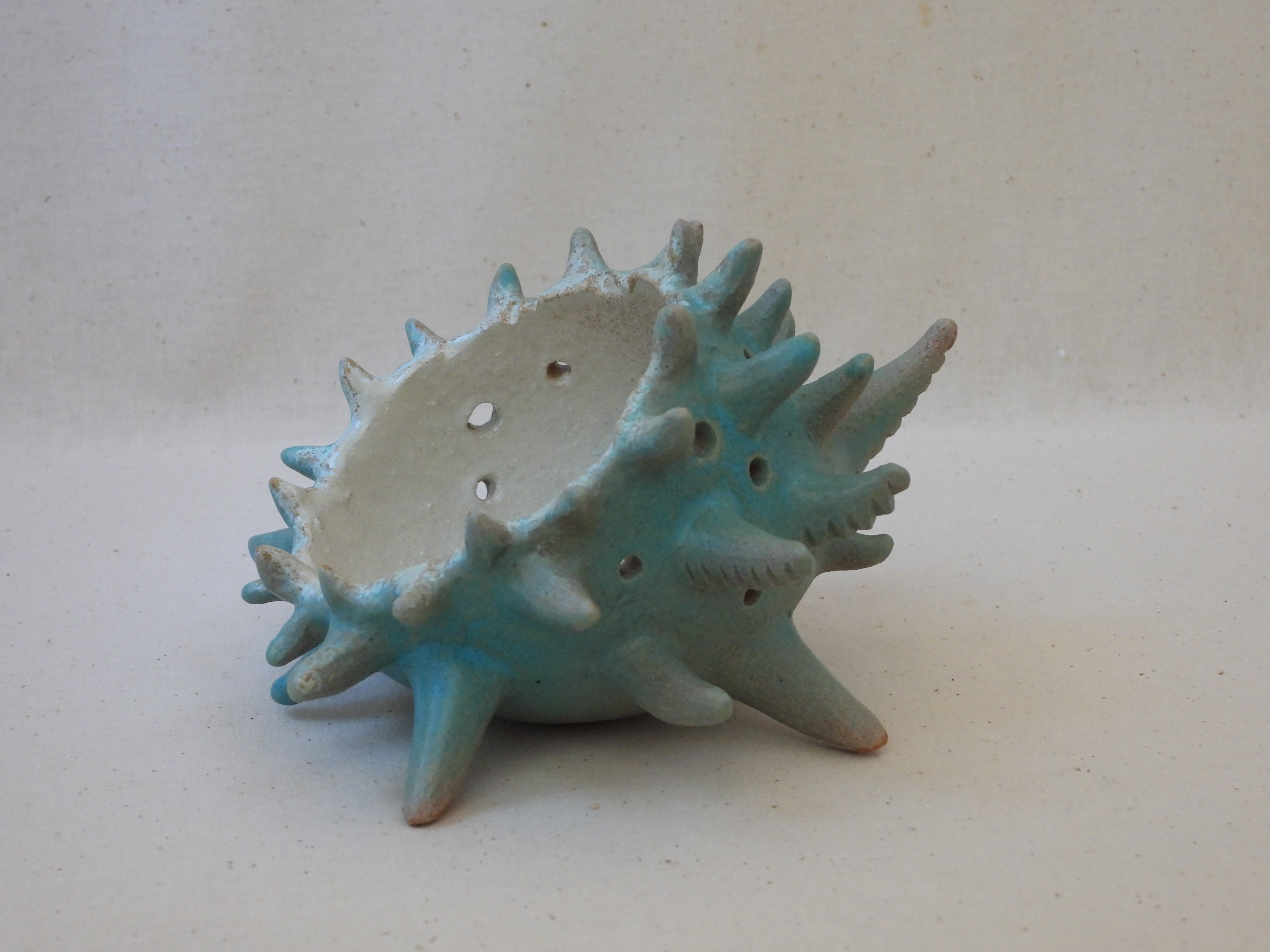 怪獣のしっぽ　陶製多用途ボウル