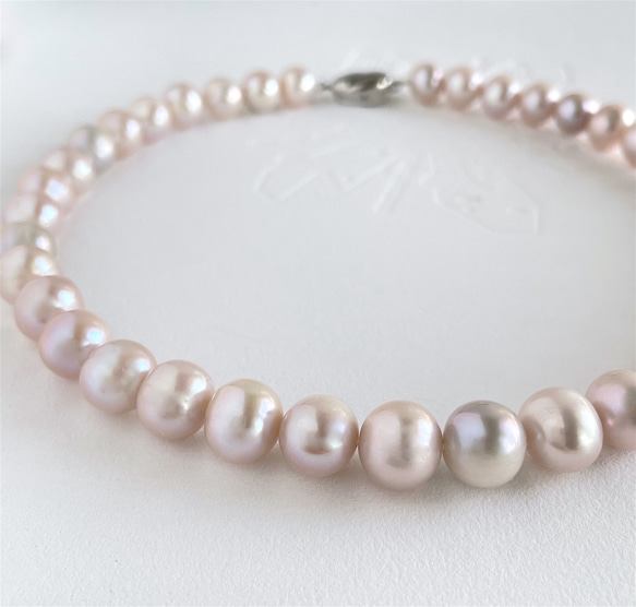 出口淡紫粉紅色大號淡水珍珠項圈 8-11 毫米 僅 1 件 獨一無二的商品。 第3張的照片