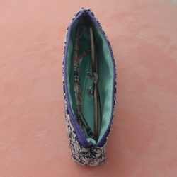 リバティプリント使用　コロンとかわいいメガネケース・ペンケース　ブルー花柄 4枚目の画像