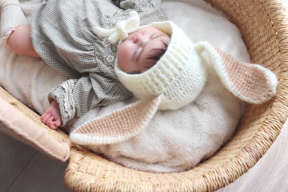 うさぎ耳ボンネット　ニット帽　秋冬用　ベビー　赤ちゃん　子供用　帽子 2枚目の画像