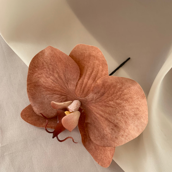 ブラウン胡蝶蘭のヘッドパーツ 2枚目の画像