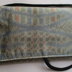 ７５２５　色大島紬の着物で作った和風財布・ポーチ＃送料無料 3枚目の画像