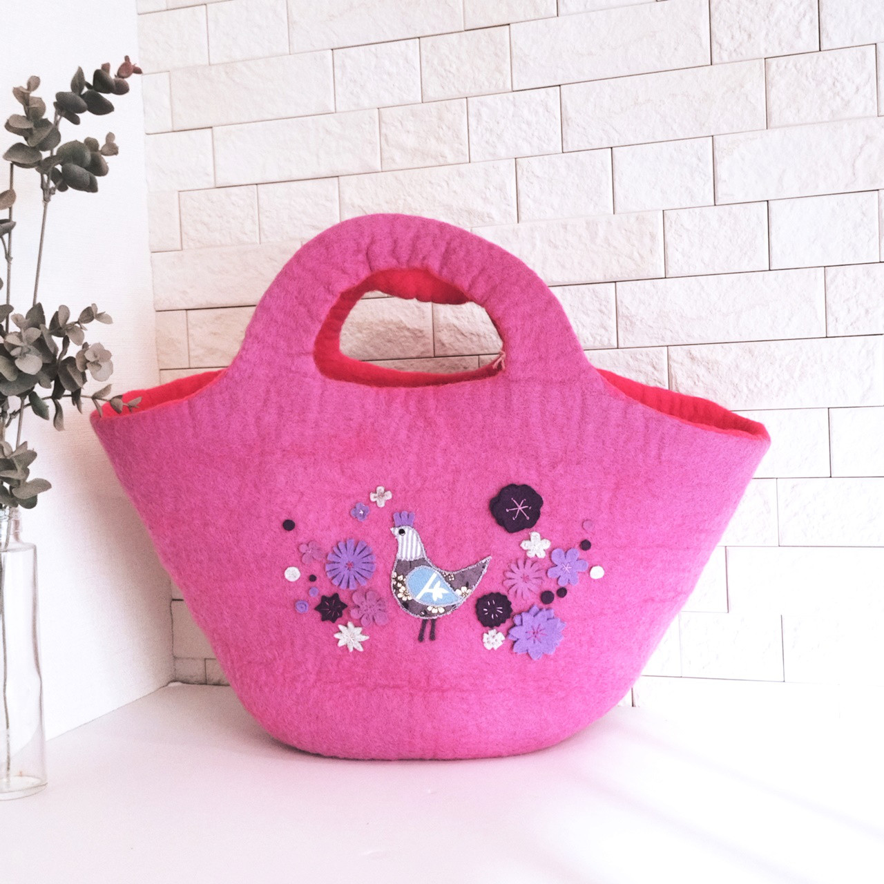 フェルトビッグバッグ　濃ピンク　小鳥とお花アップリケ