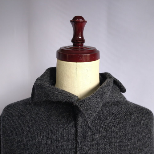 受注制作】ラムズウールのギザギザハイネック ムササビセーター