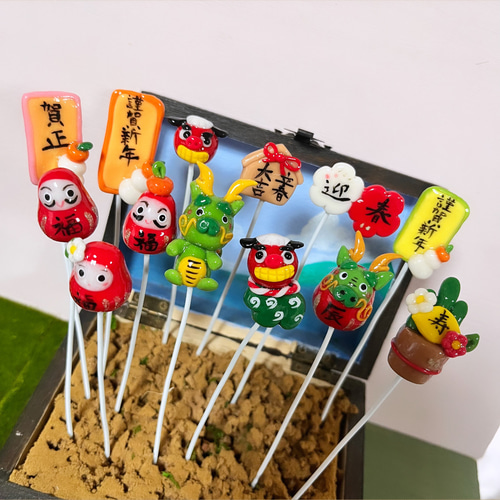 多肉植物寄せ植え〜樹脂粘土レジン(粘土細工)ガーデンピック(お正月