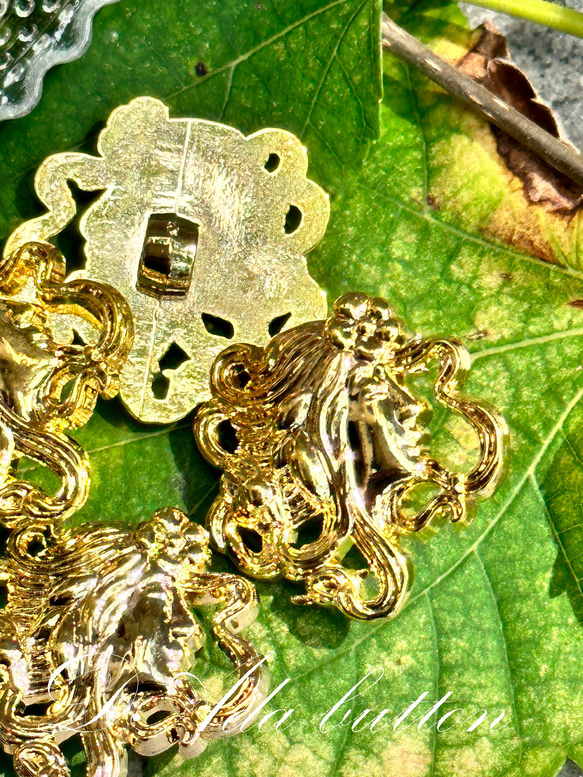 rM157【25mm 6pcs】維納斯女神 gold buttons 第3張的照片