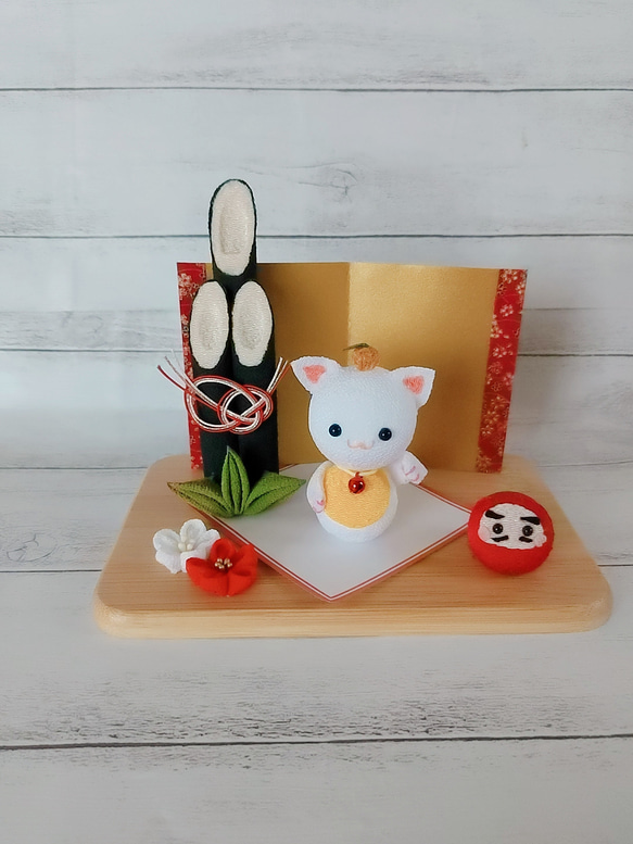 お正月　置物　動物　リス　ネコ　イヌ　門松　ハンドメイド　作家 陶器製 干支の置物 戌年／犬年 お正月飾り 寿 新春、開運招福の