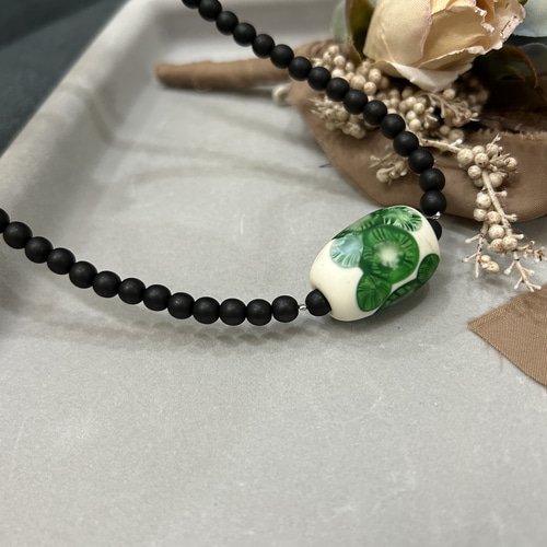 値下げ☆美品☆ トンボ玉 ネックレス 光弦 ネックレス」トンボ玉 ネックレス ガラス ガラス細工