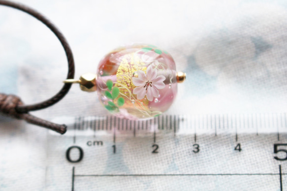 とんぼ玉ガラスペンダント桜(ピンク） 6枚目の画像