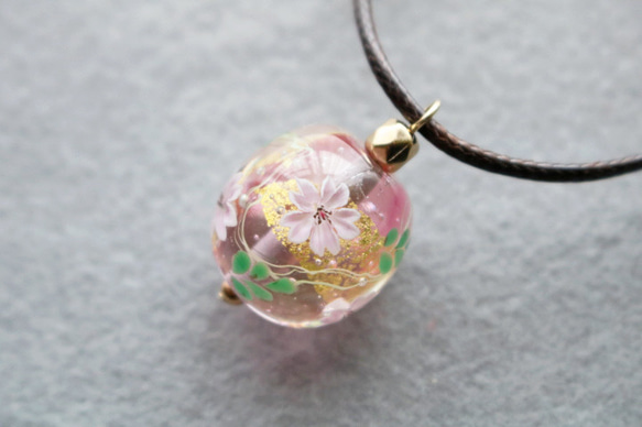 とんぼ玉ガラスペンダント桜(ピンク） 4枚目の画像