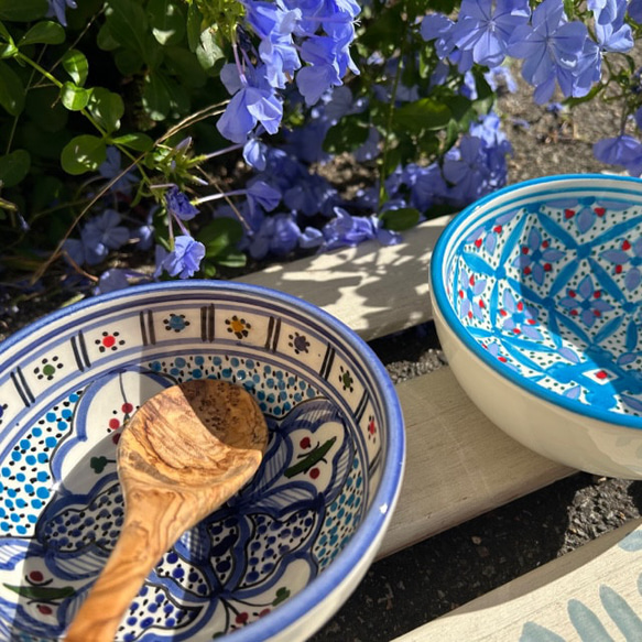 チュニジア・ナブールの陶器　ボウル13cm　2個セット　人を酔わす青 55＆澄んだブルーが印象的 69 10枚目の画像