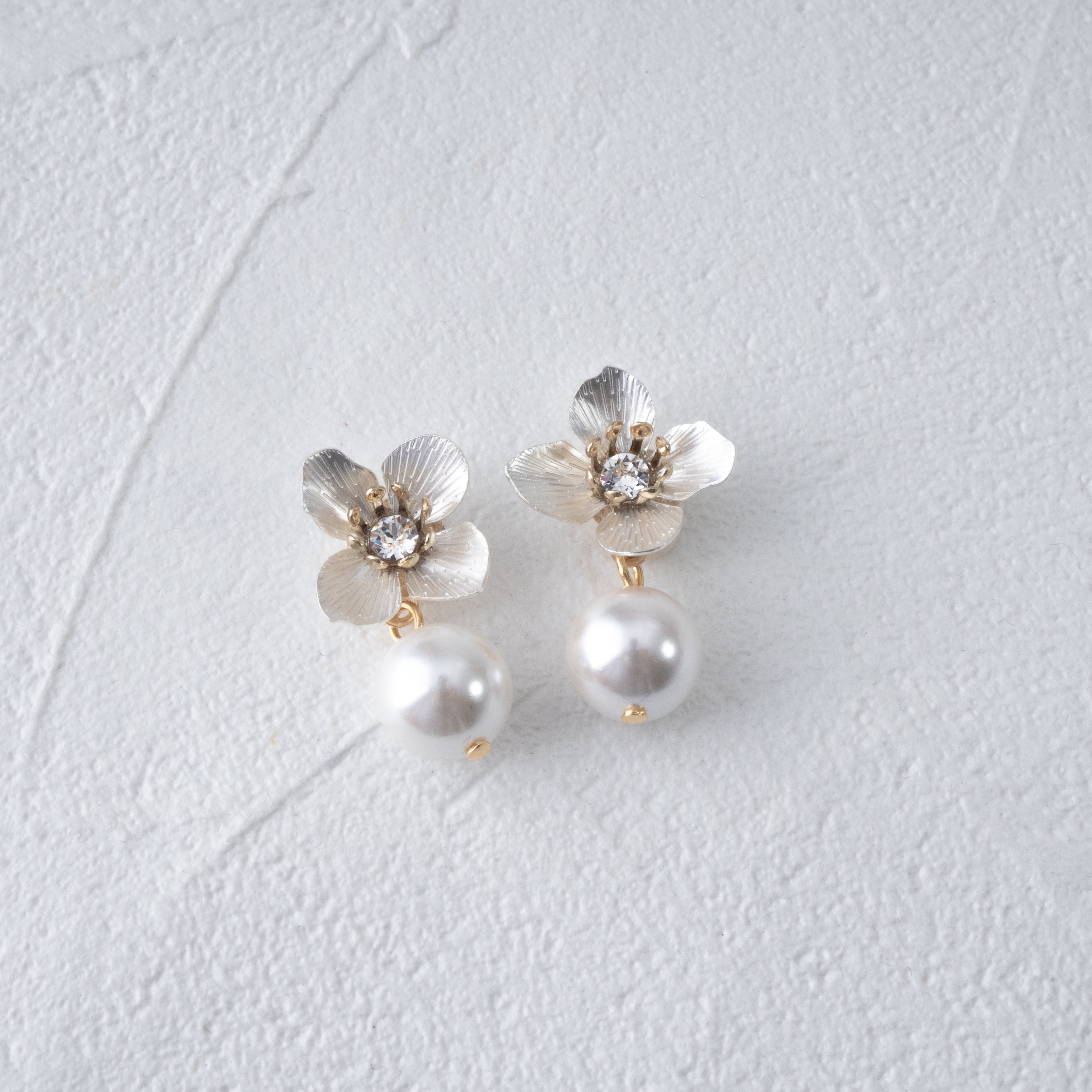 【Creema限定 新春福袋】プレシャスゴールドフラワー３点セット【卒業式、入学式に】金属アレルギー対応　フォーマル