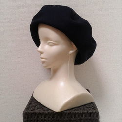 使いやすい黒とベージュのリバーシブル　ウールのベレー帽◆送料込み◆ 5枚目の画像