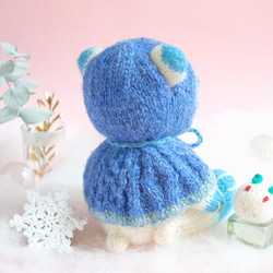 雪あそびこぐま 棒針編みの編みぐるみ 3枚目の画像