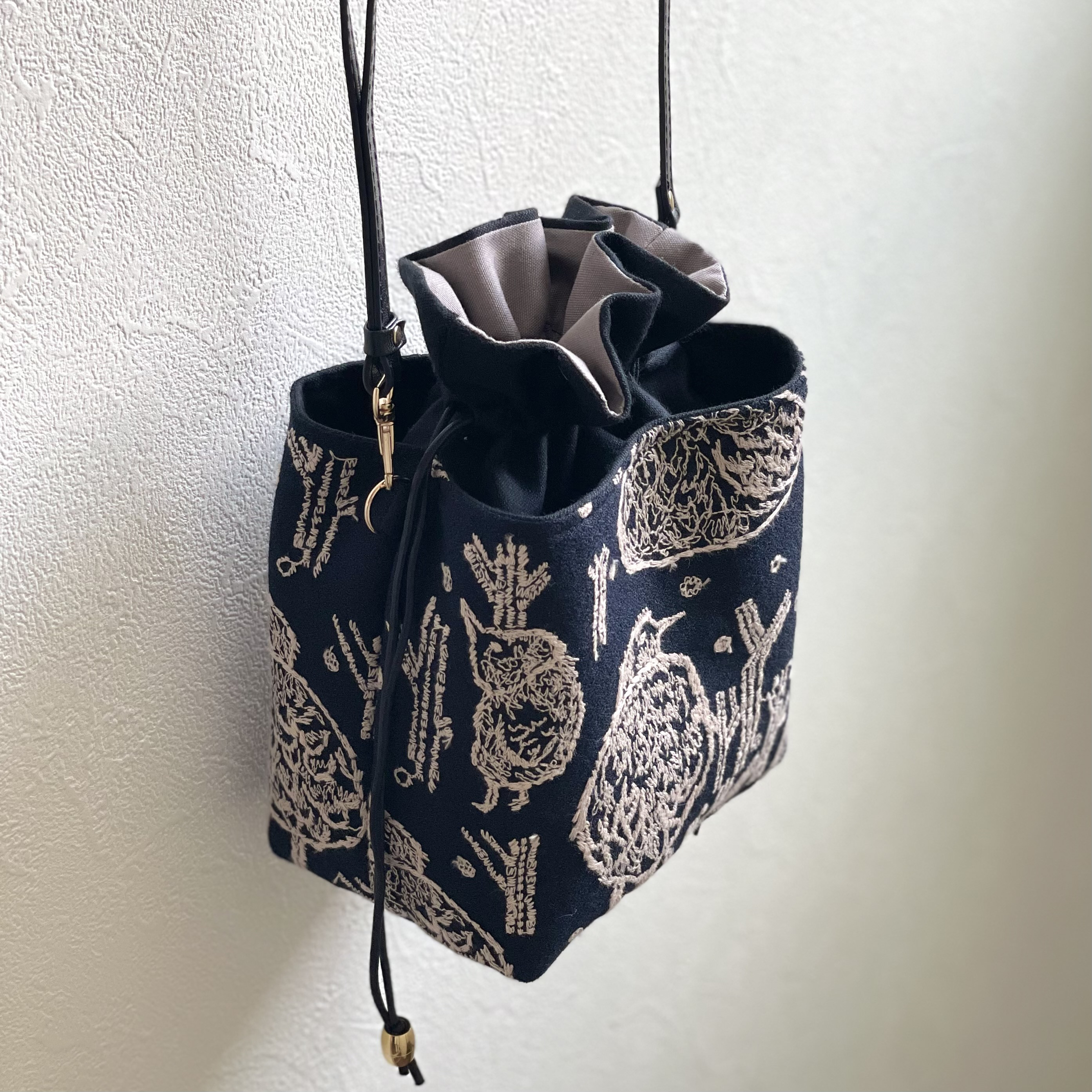 「専用」ミナペルホネンあおり巾着バッグ　ハンドメイド ミナペルホネン あおりポケット巾着バッグ ハンドメイド - メルカリ