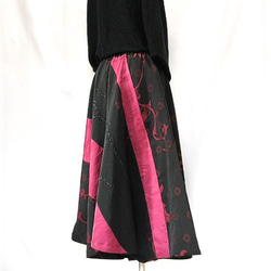 着物リメイク イレギュラーヘムスカート：唐草模様・黒×紫着物リメイク ／ 2312sk01 10枚目の画像