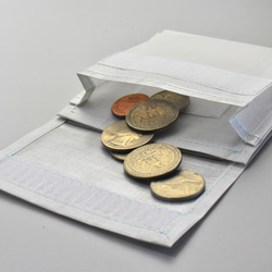Dyneemaだけで作った財布  余計なものなし ダイニーマ UL WALLET 二つ折り財布 水色 1枚目の画像