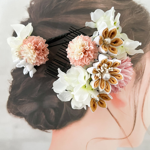 つまみ細工髪飾り 2点セット 白濃金ピンク パステルカラーの髪飾り