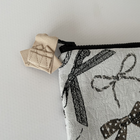 poitto10深型 スペイン布POUCH HAPPY BOW 2枚目の画像