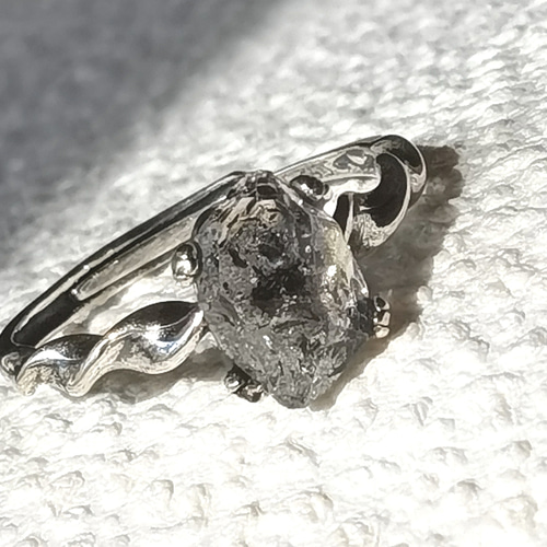 ☆天然石☆輝きハーキマーダイヤモンド「両端が尖っている」☆ツイスト