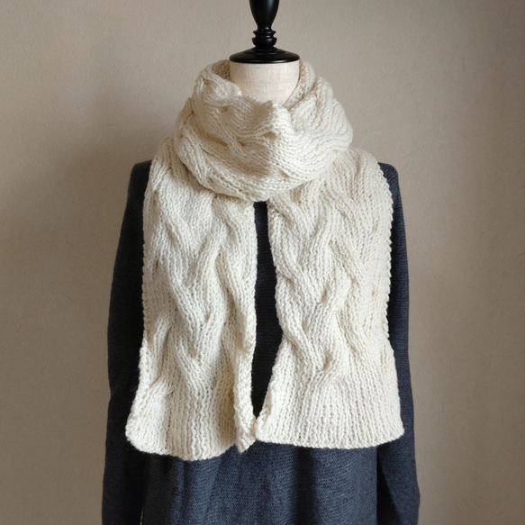 縄編マフラー オフホワイト マフラー しゅうよん 通販｜Creema  
