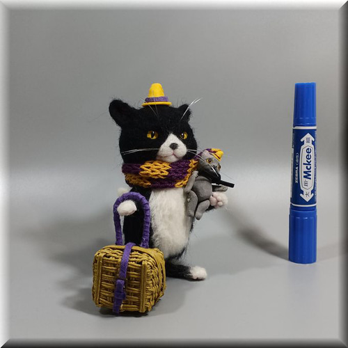 羊毛フェルト猫 ハチワレ猫