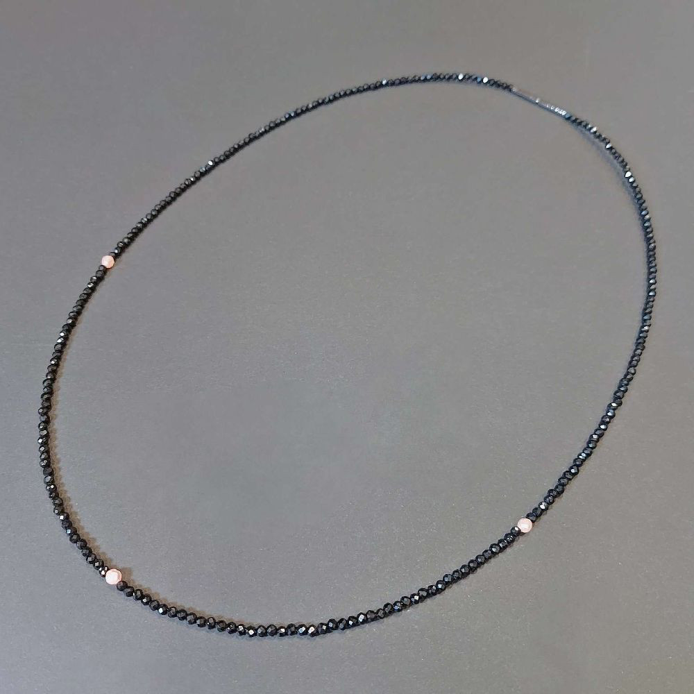 【7月の誕生石/ロードクロサイト】カットオニキスネックレス 1月から12月までの誕生石 長さとお好み3石をセレクト 人気