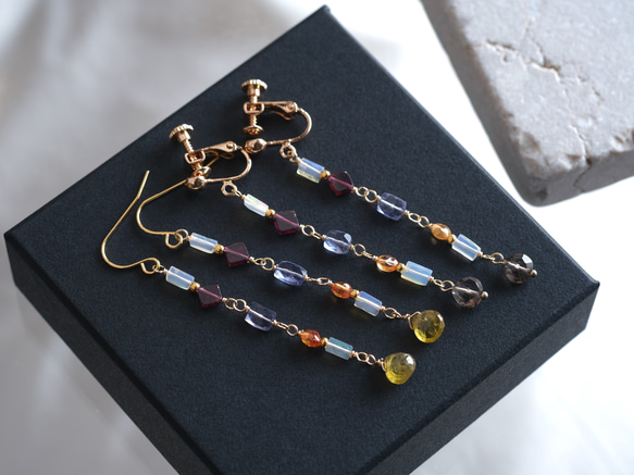 Árstíðabundin skemmtun earring：天然石ピアス・イヤリング 　オパール×ガーネット×アイオラ 10枚目の画像