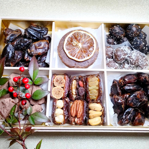 enacarnival box デーツのおせち ドライフルーツ・グラノーラ