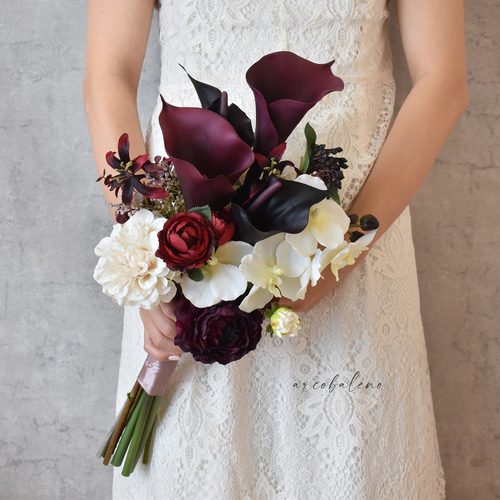 ウェディングブーケ　アームブーケ deep purple アームブーケ《ブートニア付き》 ウェディングブーケ