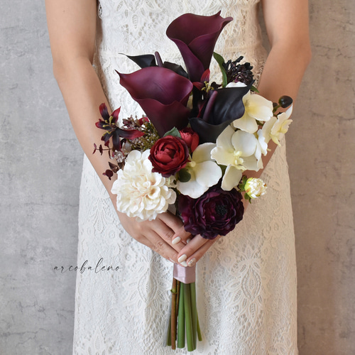 アームブーケ　ワイン　バーガンディ　ウェディングブーケ　造花　胡蝶蘭　カラー結婚 高級造花 ウェディングブーケ/ カラー 胡蝶蘭 ウェディング